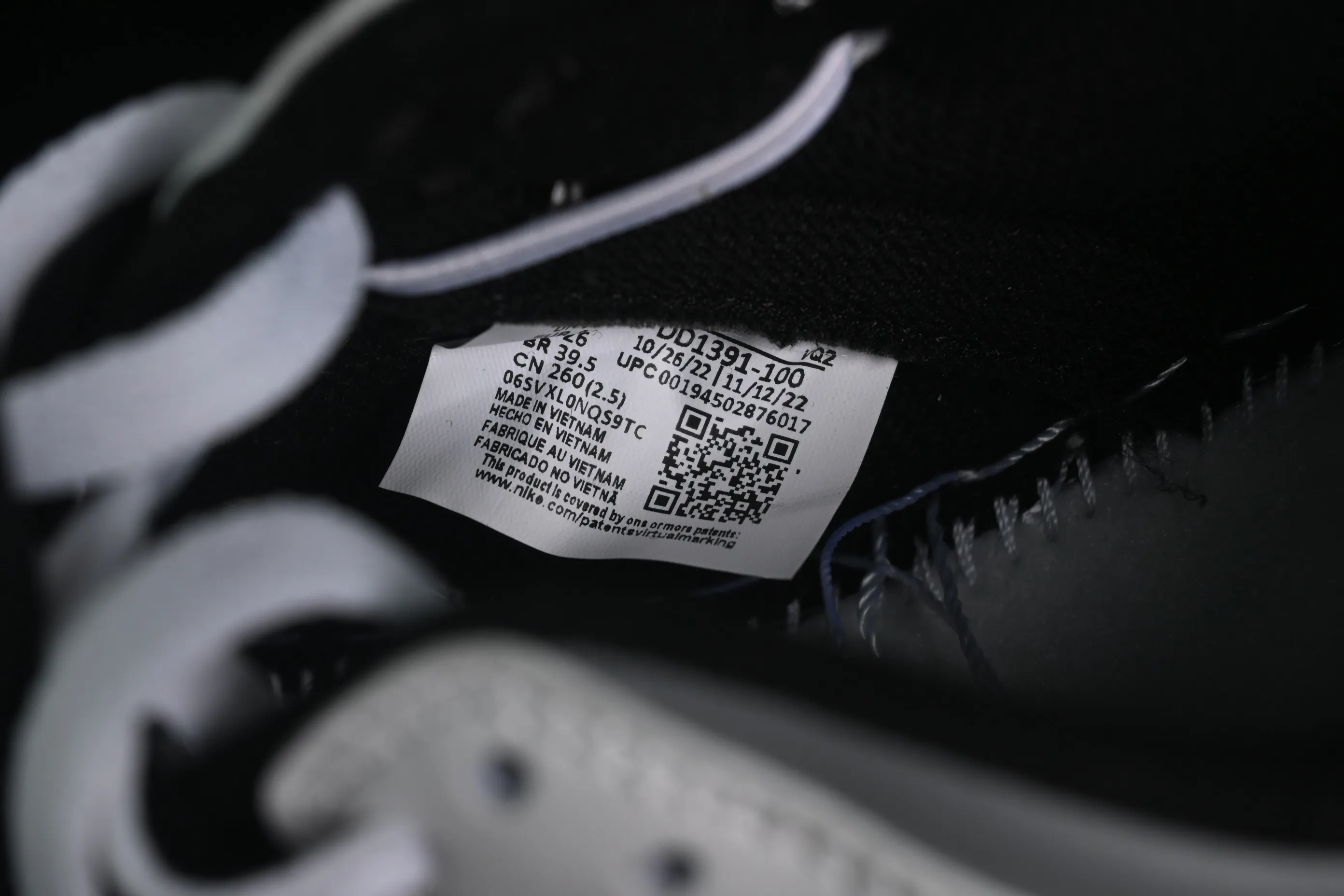 All Categories Nk SB Dunk Series Nk SB Dunk Low High-end Customized Low-top Shoes Nike SB Dunk Low Hiroshi Fujiwara Straps Low-top Casual Shoes DD1391-100